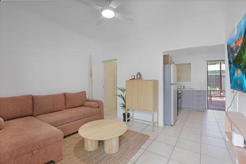 Amity Point House | 1/24 Birch Street