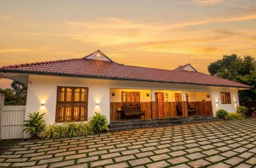 Mararikulam Villa | 2 Bedroom Private Villa near the beach