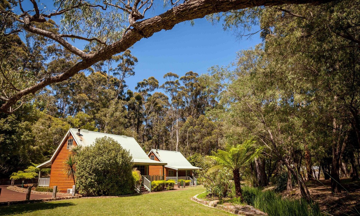 Margaret River Ski Chalet | 2 Bedroom Spa Chalet has one fully closed up bedroom and a loft bedroom. Features a Spa Bath