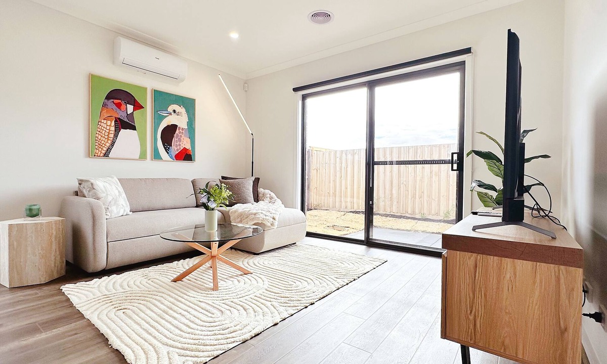 Tarneit House | 2026Built/Tarneit Station/Shopping Central/Family Friendly/Style/Creekstone/4BR
