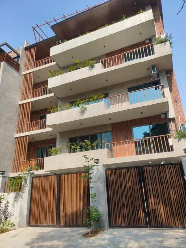 Ghata Apartment | 4bhk Luxury apartment Gurgaon