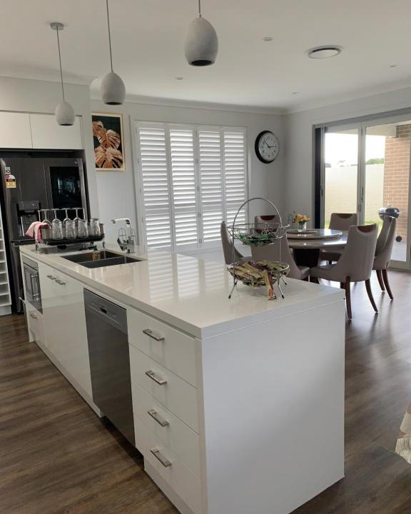 Dunmore House | 7 Aurora Ave Dunmore
