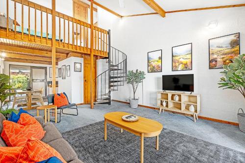 Cottesloe Apartment | 8 Cottesloe Steps to beach - sleeps 3