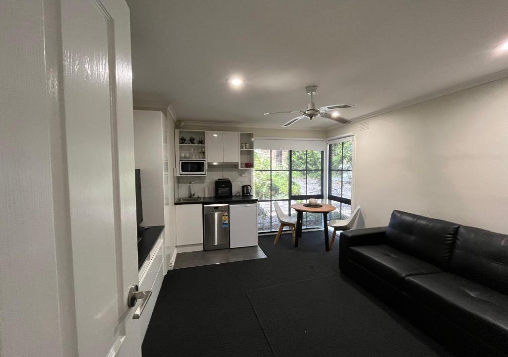 Belgrave South Apartment | 8 Heather