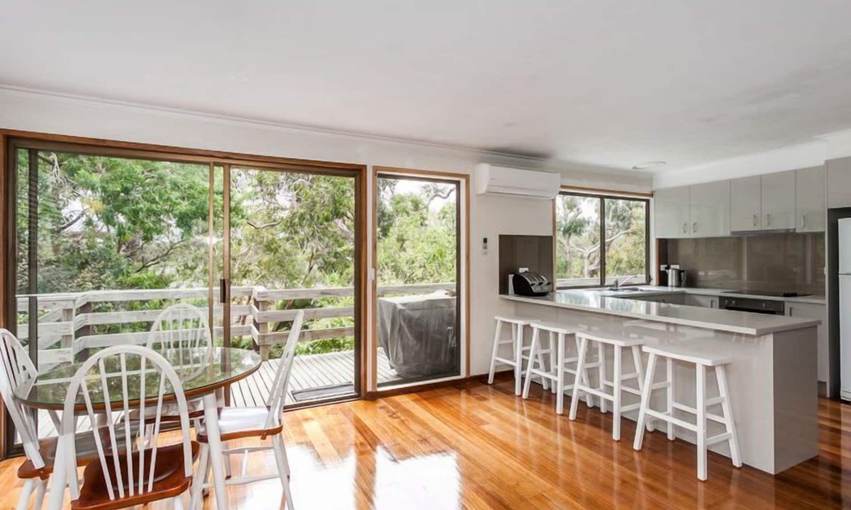 Anglesea House | 9 Ingram Road