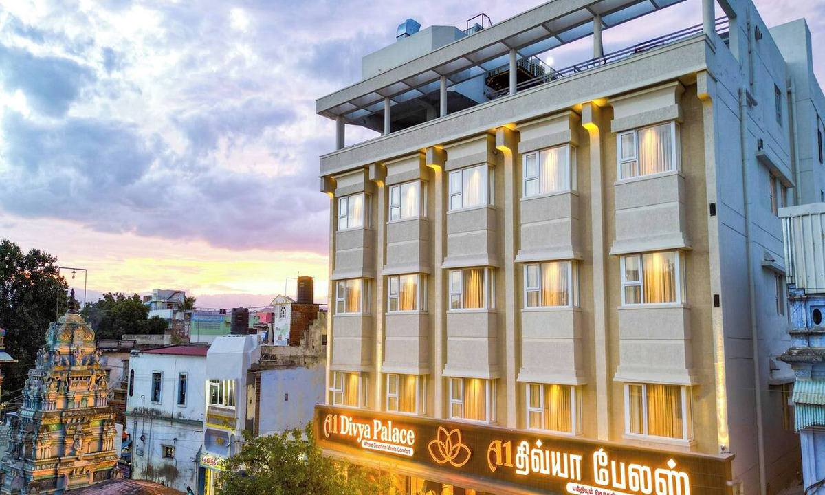 Sankarankovil Hotel | A1 Diya Palace