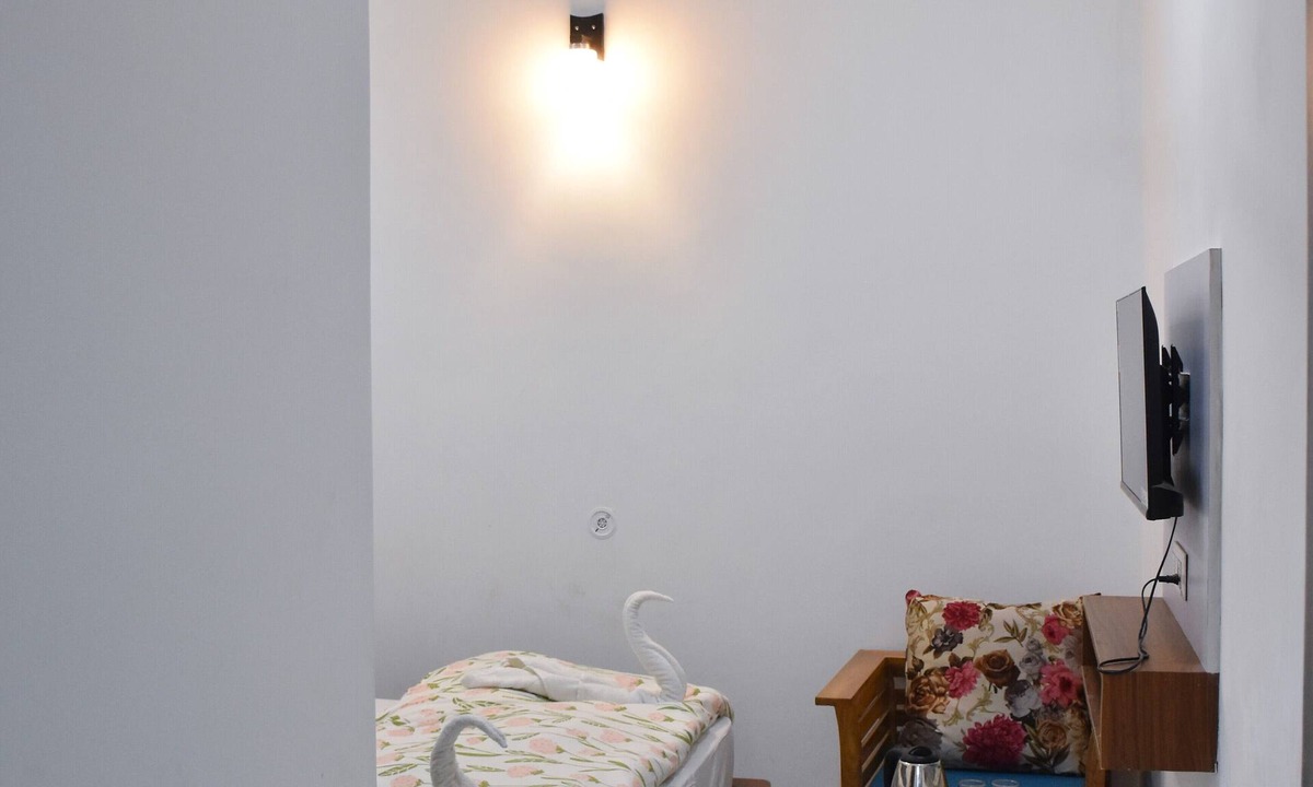 Greater Noida Hotel | advent hotel, Noida hotels, greater Noida hotel, couple friendly,Noida extension
