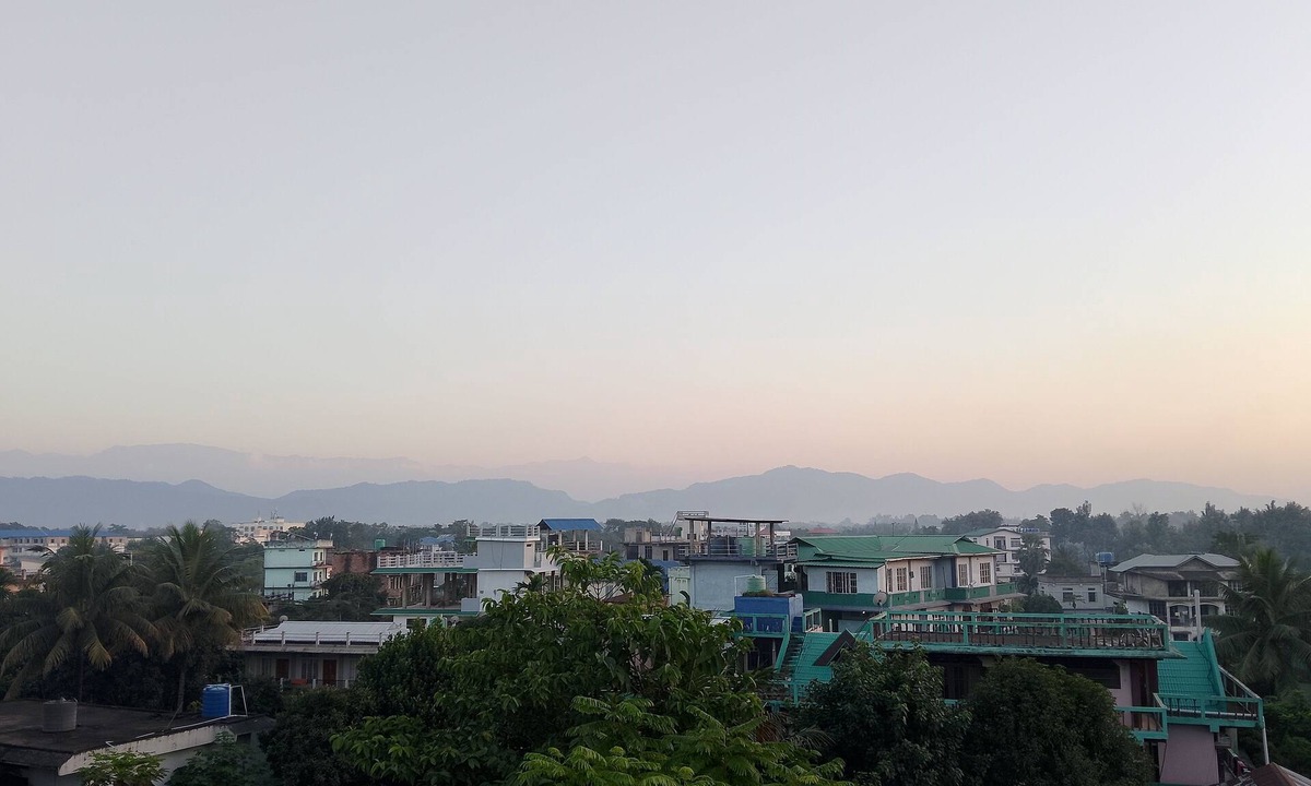 Henima Condo | AJEM-LAR HOMESTAY