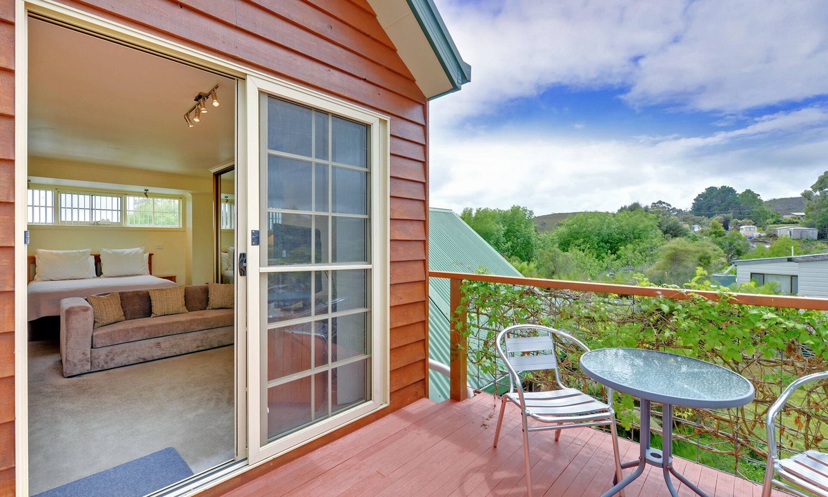 Strahan Apartment | Aloft Boutique Accommodation