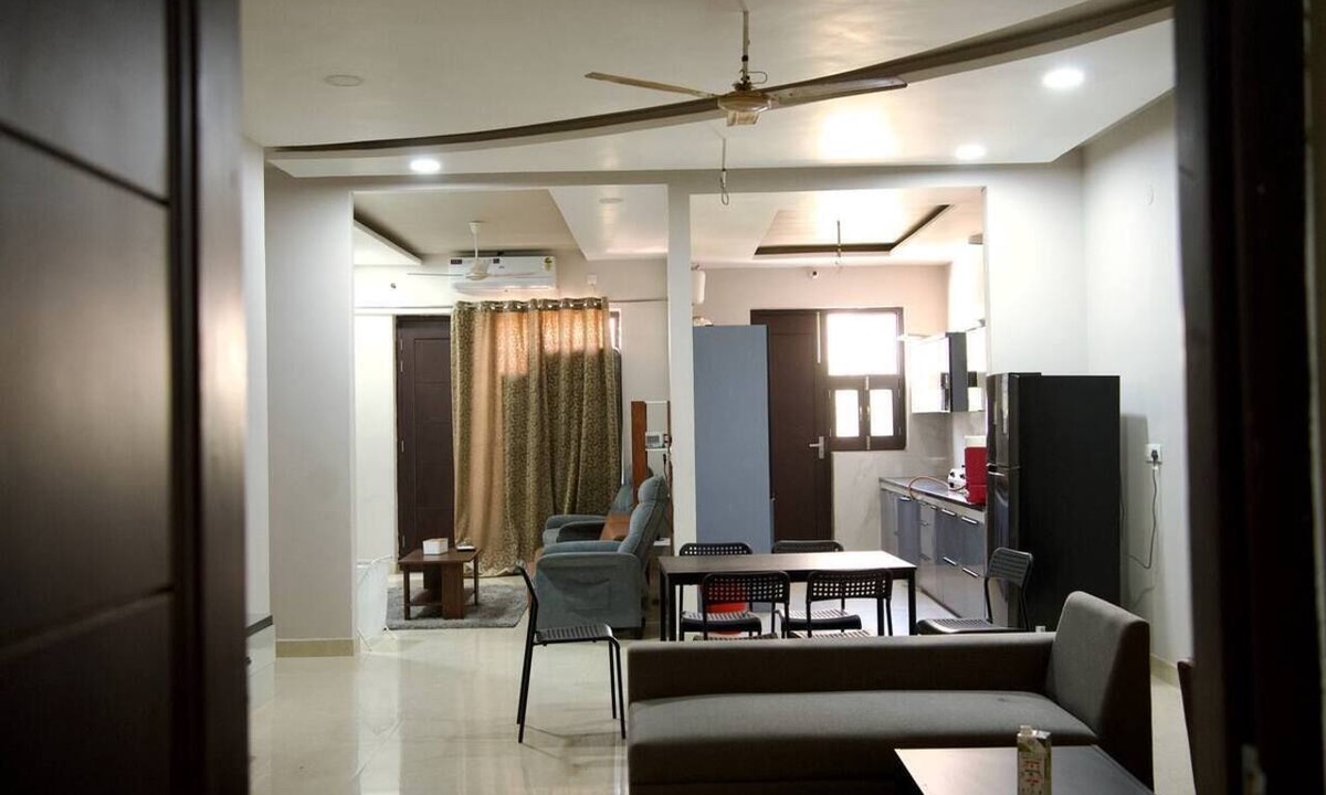 Mohali Apartment | Amur 5: 3 Bhk Mohali Penthouse with Home Theatre