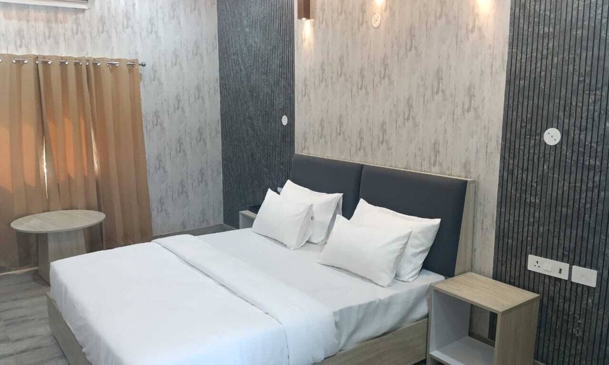 Gurugram House | AN PERFECT STAYS IN THE LAP OF ARAVALI HILLS