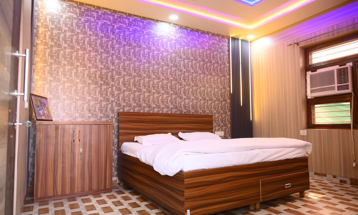 Agra Apartment | Apartment #1 at Sadhnaaa Apartments Agra