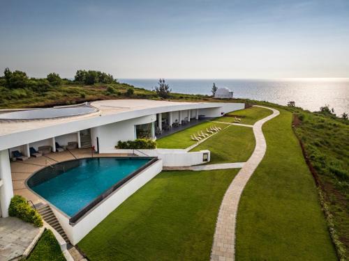Redi Resort | Araqila