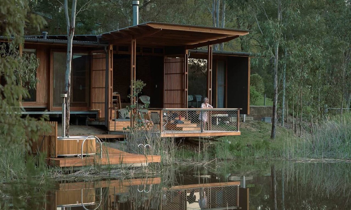 Cessnock City Council House | Architect Designed Alpaca Farm Retreat and Hot Tub