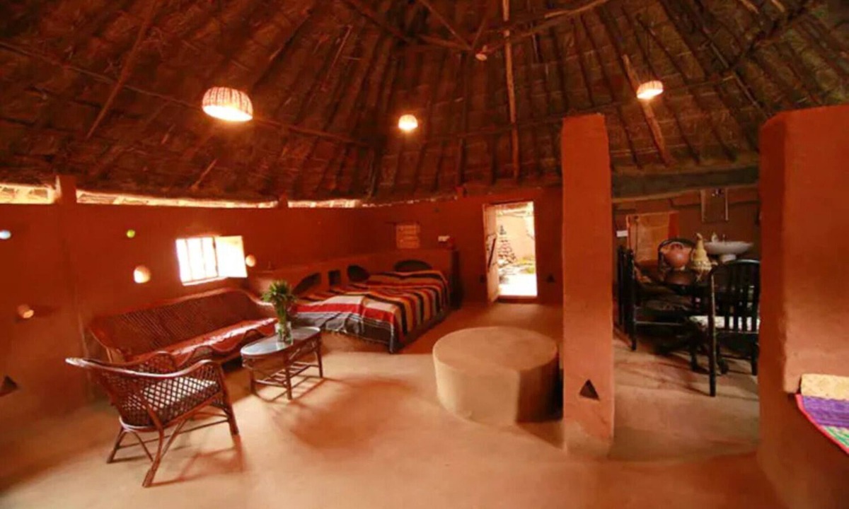 5th Block Hotel | Aura Kalari