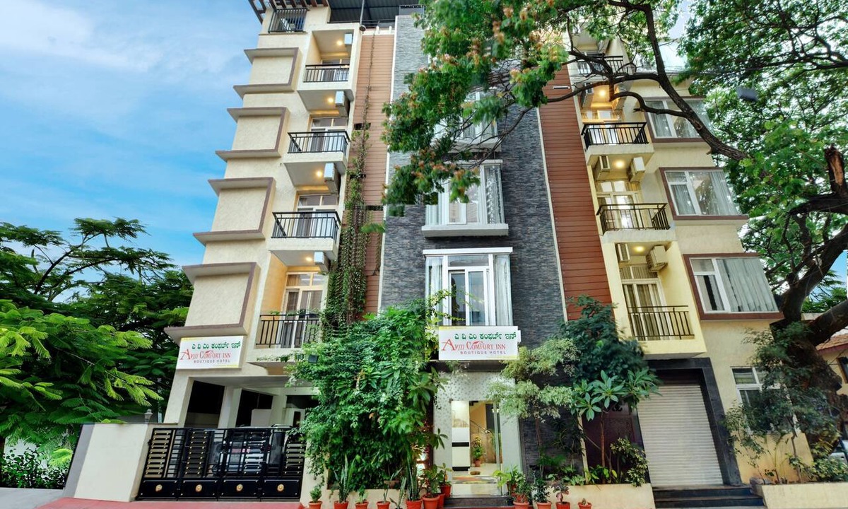 5th Block Hotel | Avm Comfort Inn