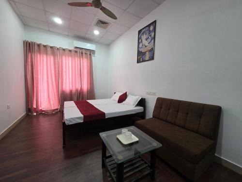 Lucknow Hotel | Awadh Indoor Sports And Resort Centre