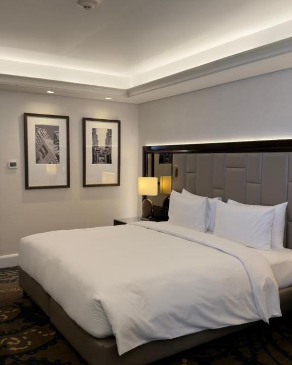 Jabalpur Hotel | Ayushmaan Hotel - near Jabalpur Railway Station