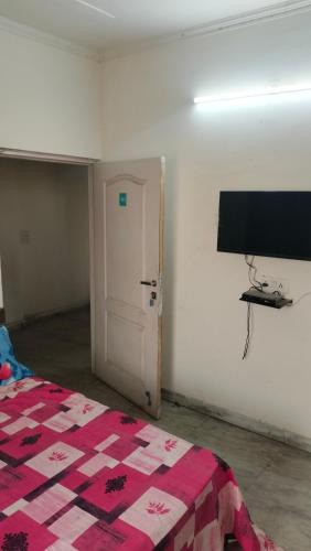 Faridabad Hostel | Bagpacker Stay