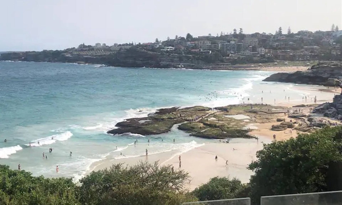 Bondi Beach Apartment | Beachfront Apartment on Bondi to Bronte walk