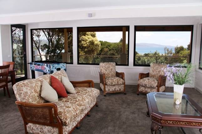 Marengo Apartment | Beachside Entertainer-Apollo Bay/Marengo