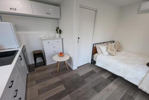 Engadine House | Beautiful Tiny Bush Retreat, Guest Favorite, Five Stars