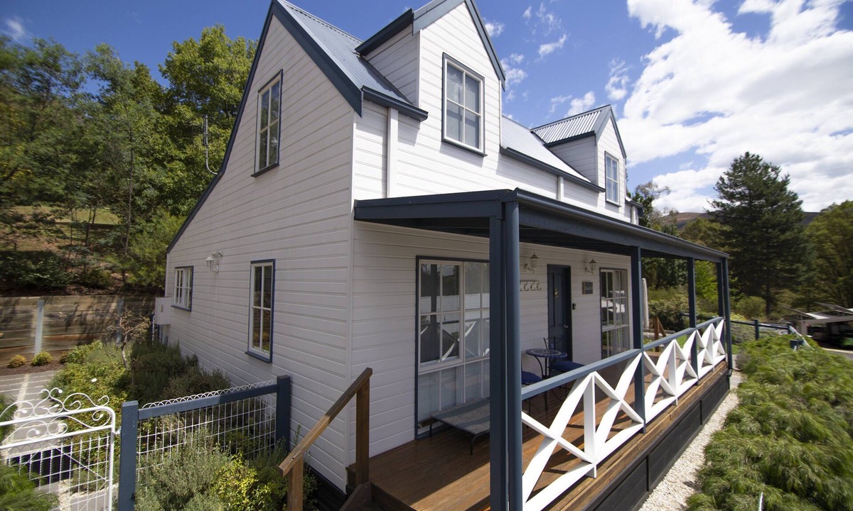 Bright Ski Chalet | BlueMill Cottage Bright - The Complete Luxury Getaway