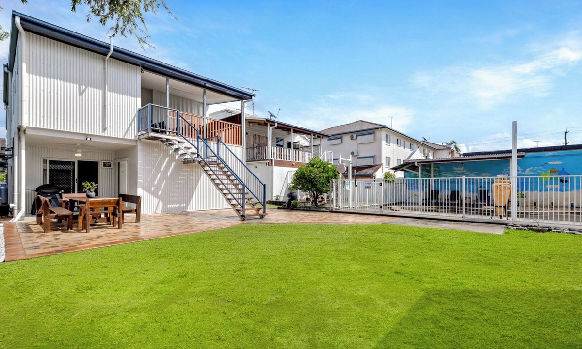Parramatta Park House | Cairns central walking Distance "Town House"