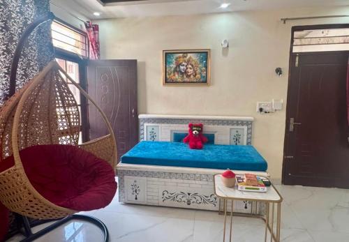 Kharar House | Chandigarh Waale - Private Room & Attached Bath