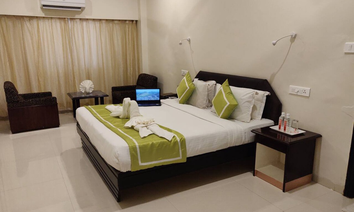 Air Force Area Hotel | Chandra Inn