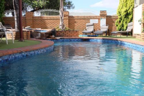 Cobram Hotel | Charles sturt motor inn