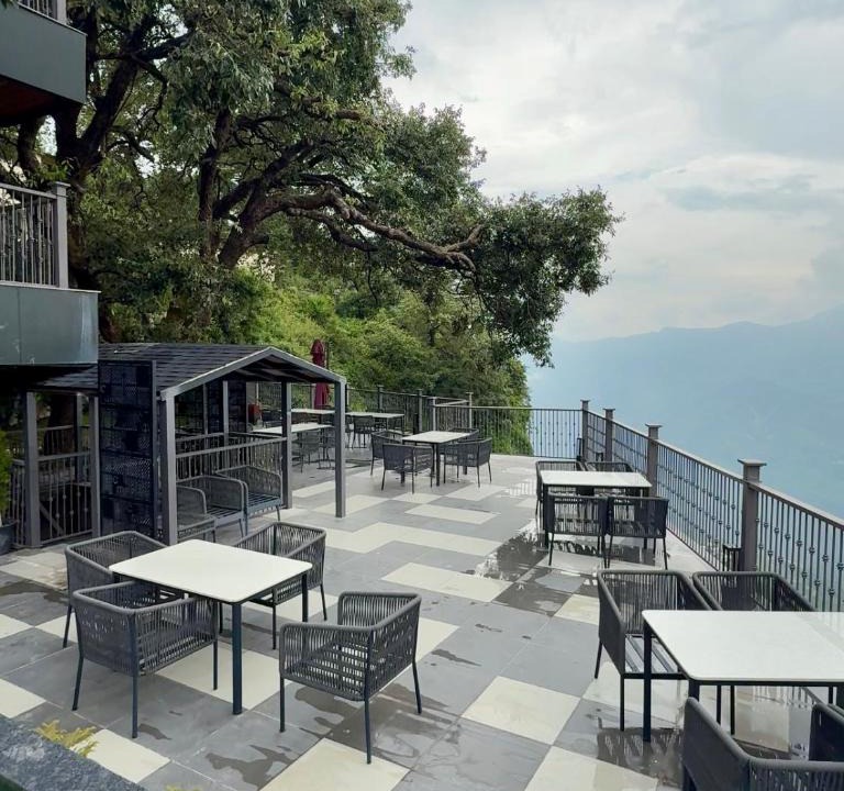 Mussoorie House | Checkmate