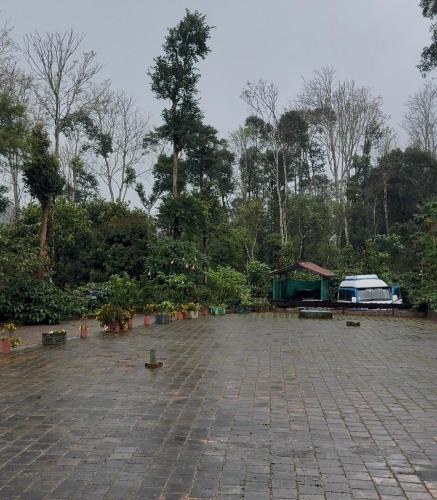 Madikeri Hotel | COFFEE ESTATE STAY COORg