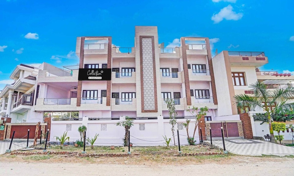 Mohangarh House | Collection Garden View Vrindavan Lucknow