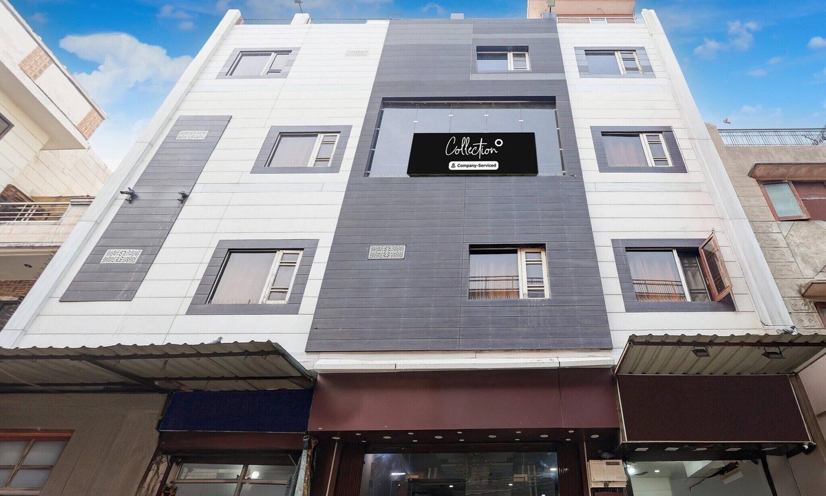 Amritsar House | Collection O Ambedkar Chowk