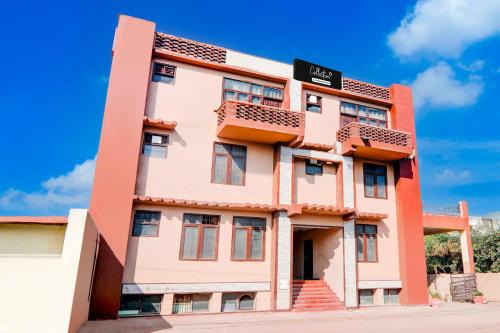 Mohangarh Hotel | Collection O Sharda Nagar Lucknow