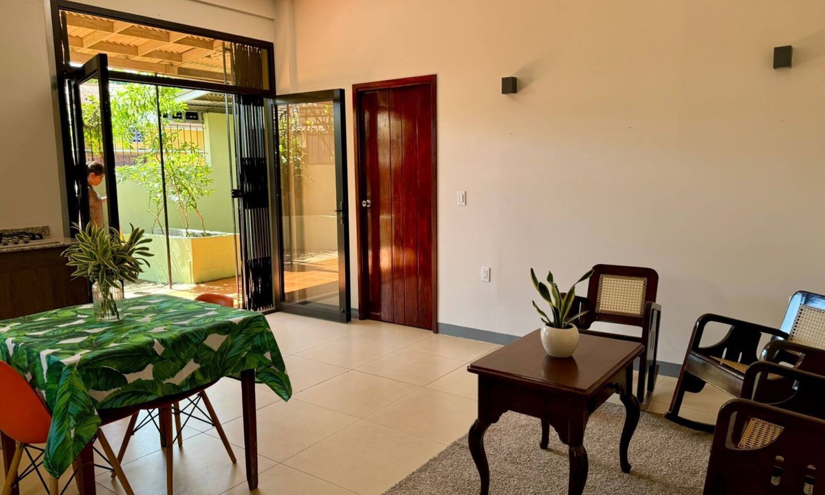 Leon Apartment | Comfortable apartment, only 8 minutes walk from the center of León.