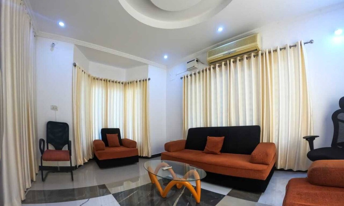 Krishna Karanai Hotel | Coral shine