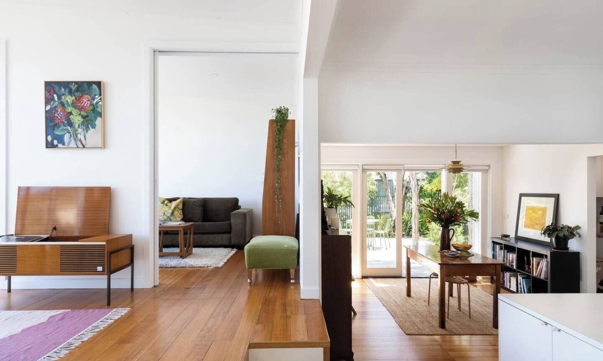 McCrae Cottage | Couples Corner A Stylish Bay View Retreat