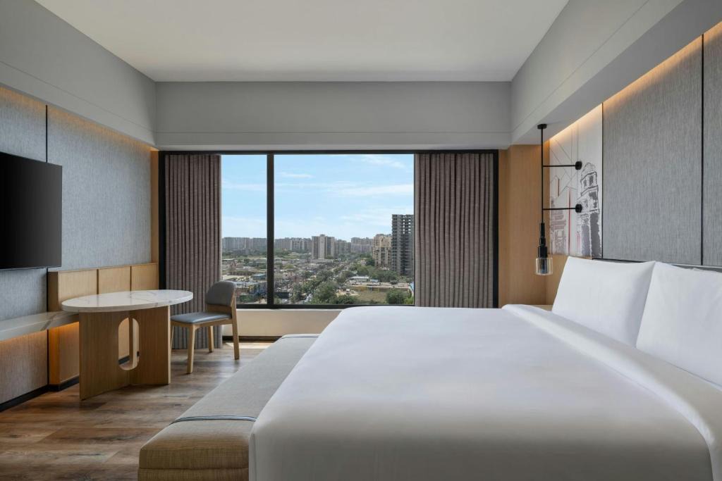 Ghaziabad Hotel | Courtyard by Marriott Ghaziabad India