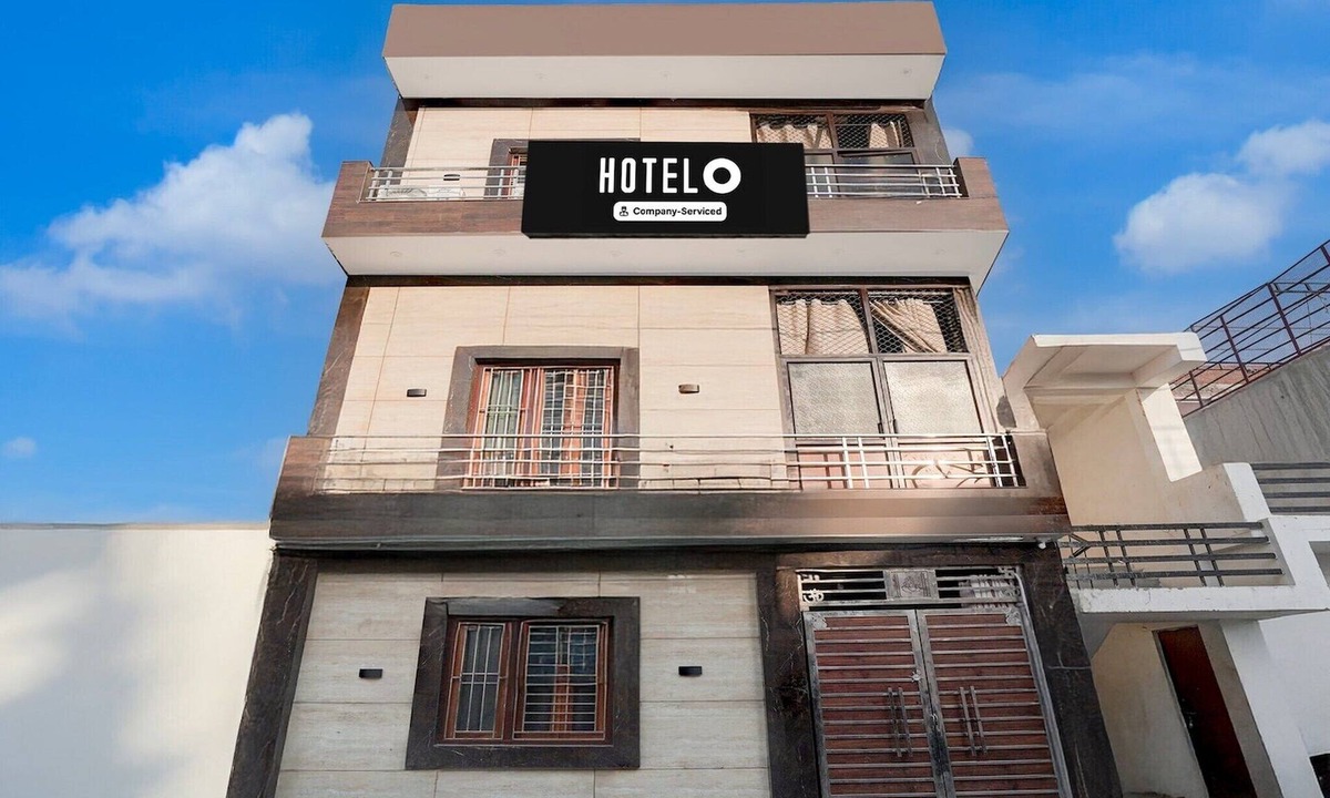 Faizabad House | DeluxeHotel Maa Gargi Dham