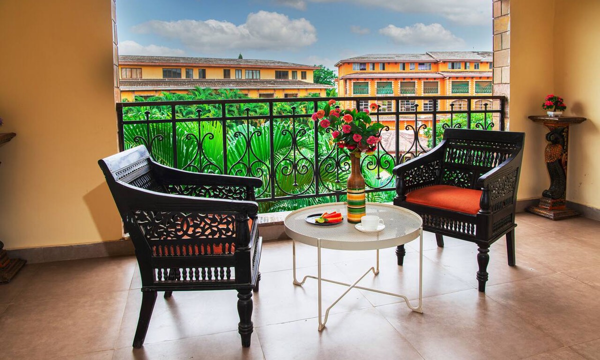 Neral Hotel | Discover Resorts