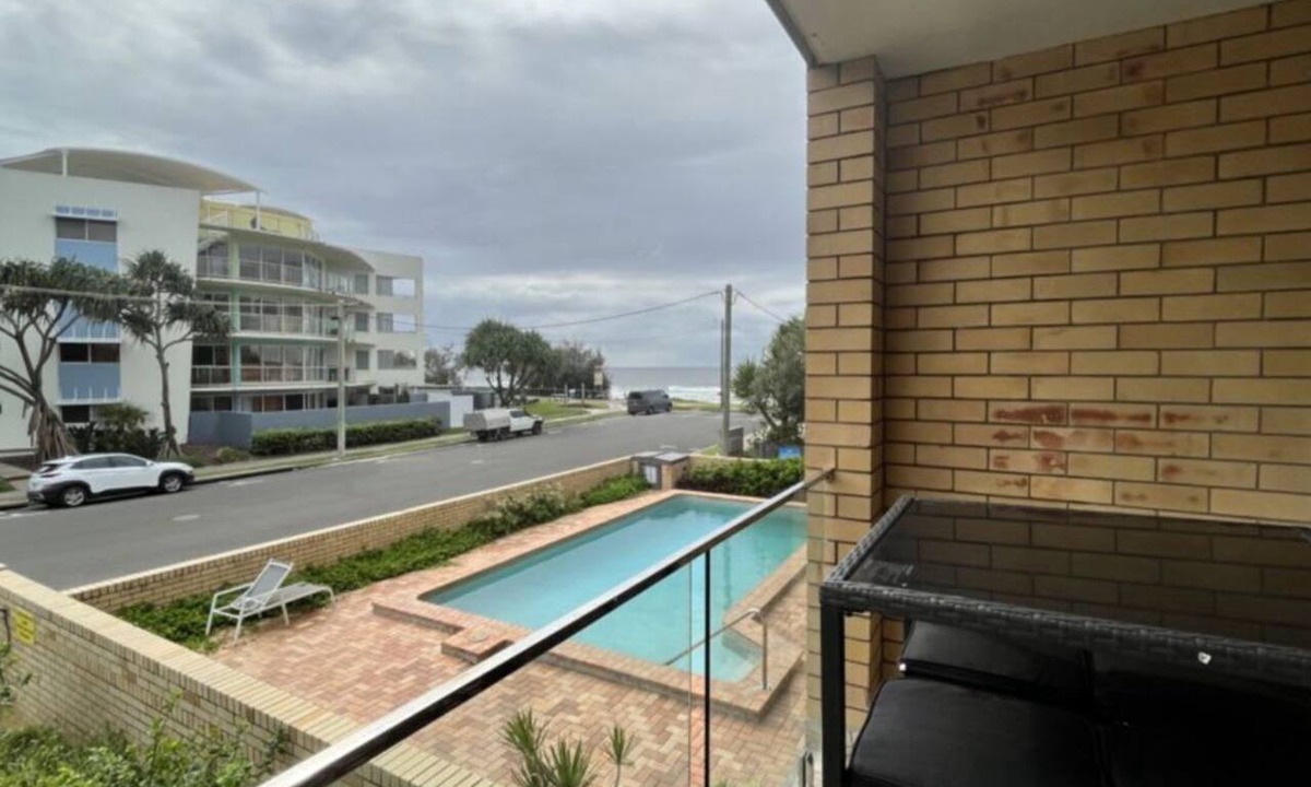 Kings Beach Apartment | Dulkara 3 Walk To Patrolled Kings Beach and Cafes