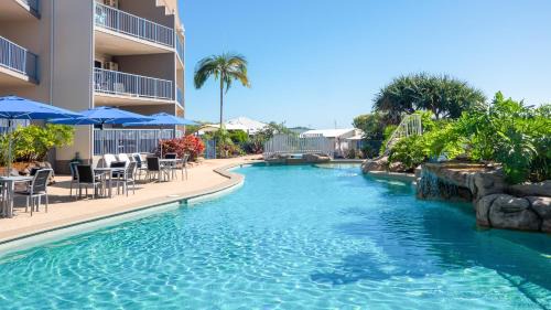Coolum Beach Apartment | Endless Summer Resort