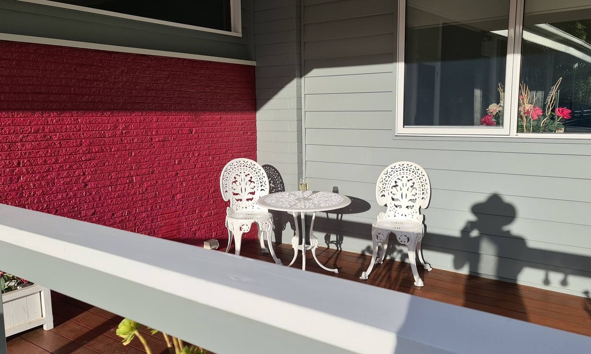 Tongala Apartment | ENGEDI - Self Contained Suite