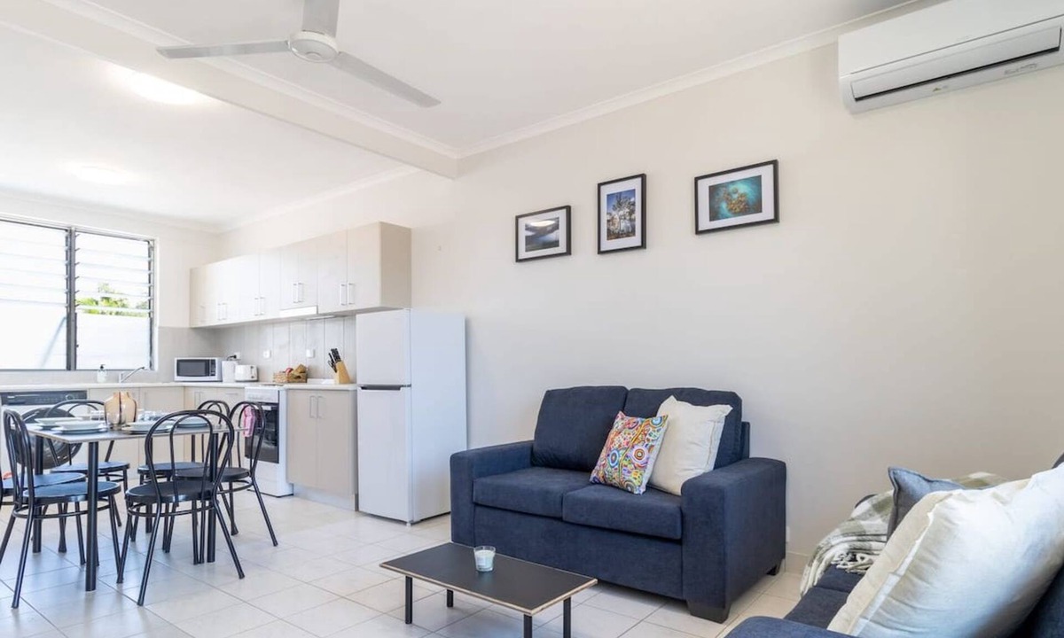 Rapid Creek Apartment | Enjoy affordable accomodation a short walk away from the stunning Nightcliff foreshore