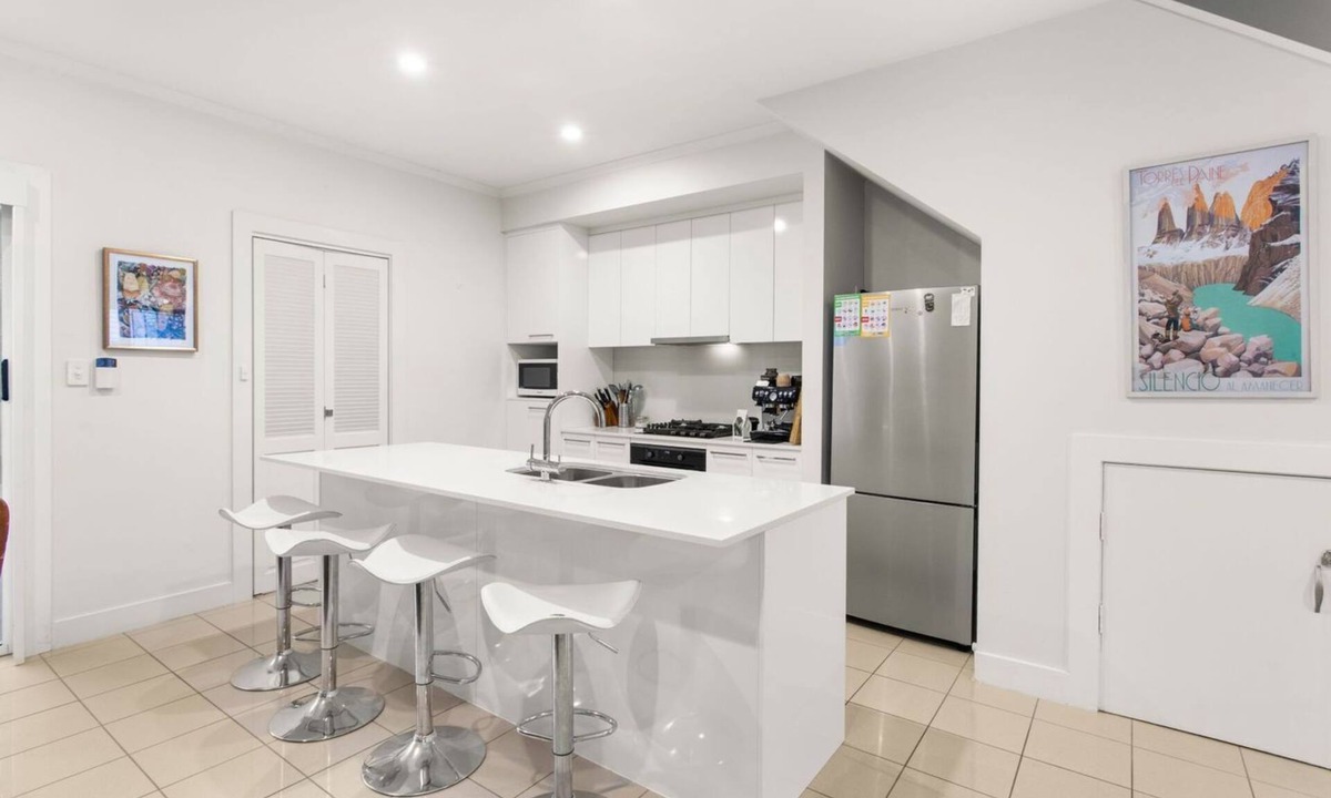 Norwood House | Executive Townhouse Near Heart of Adelaide City