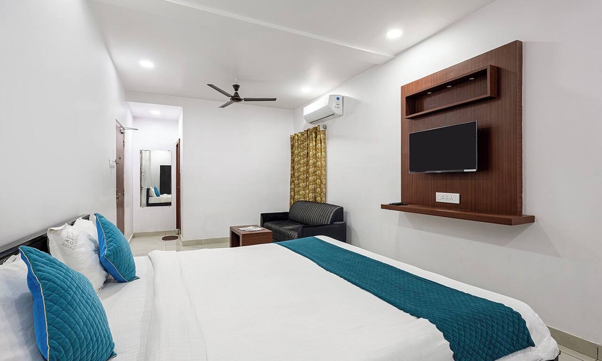 Guntur Hotel | Fabhotel Aditya Premier