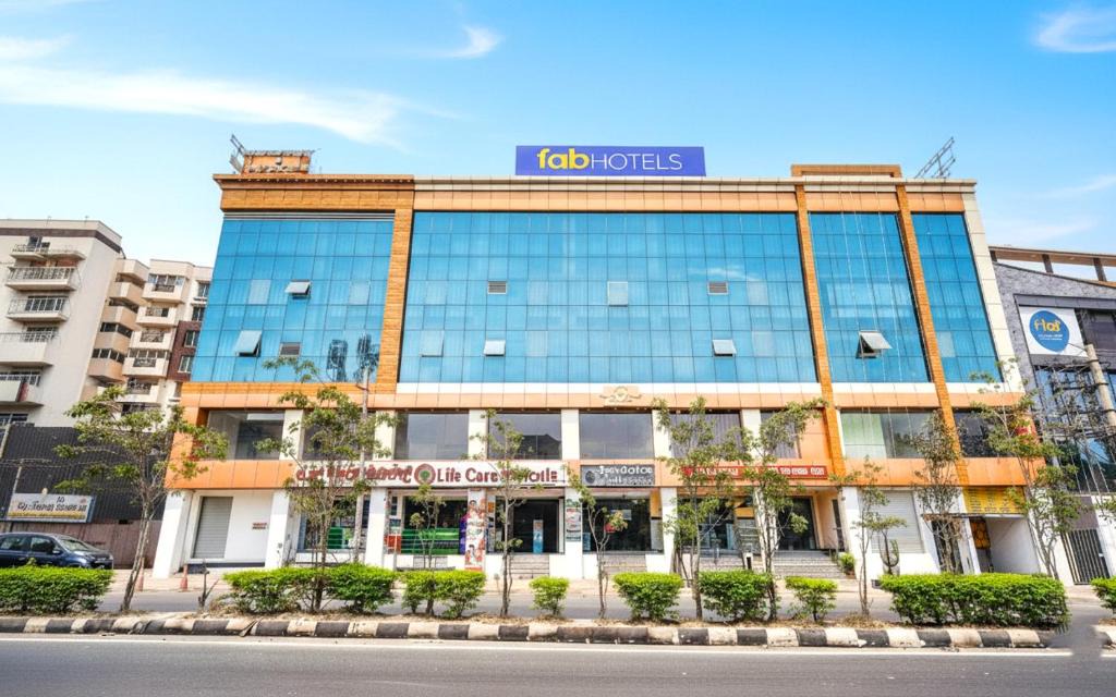 Arekere Hotel | FabHotel BNS Comforts - Bannerghatta