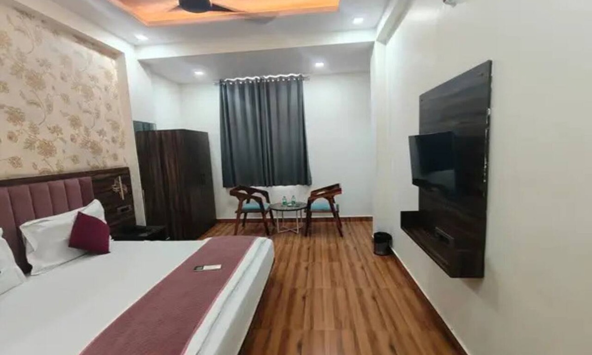 Vaishali Nagar Hotel | Fabhotel Down Town